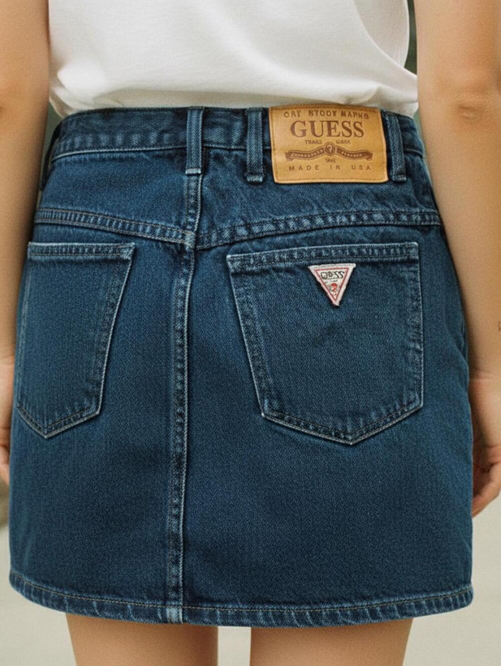 Vintage 1990's Dark Blue Denim Guess Skirt size 27